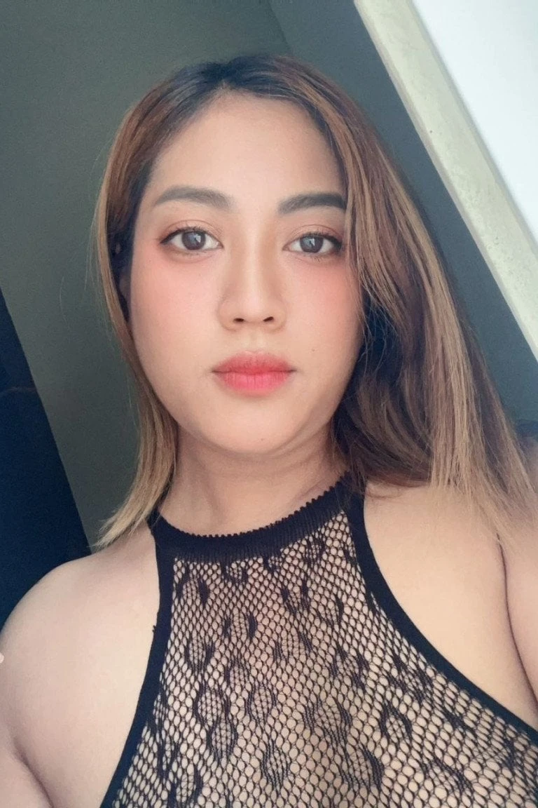 น้อง​อั้ม