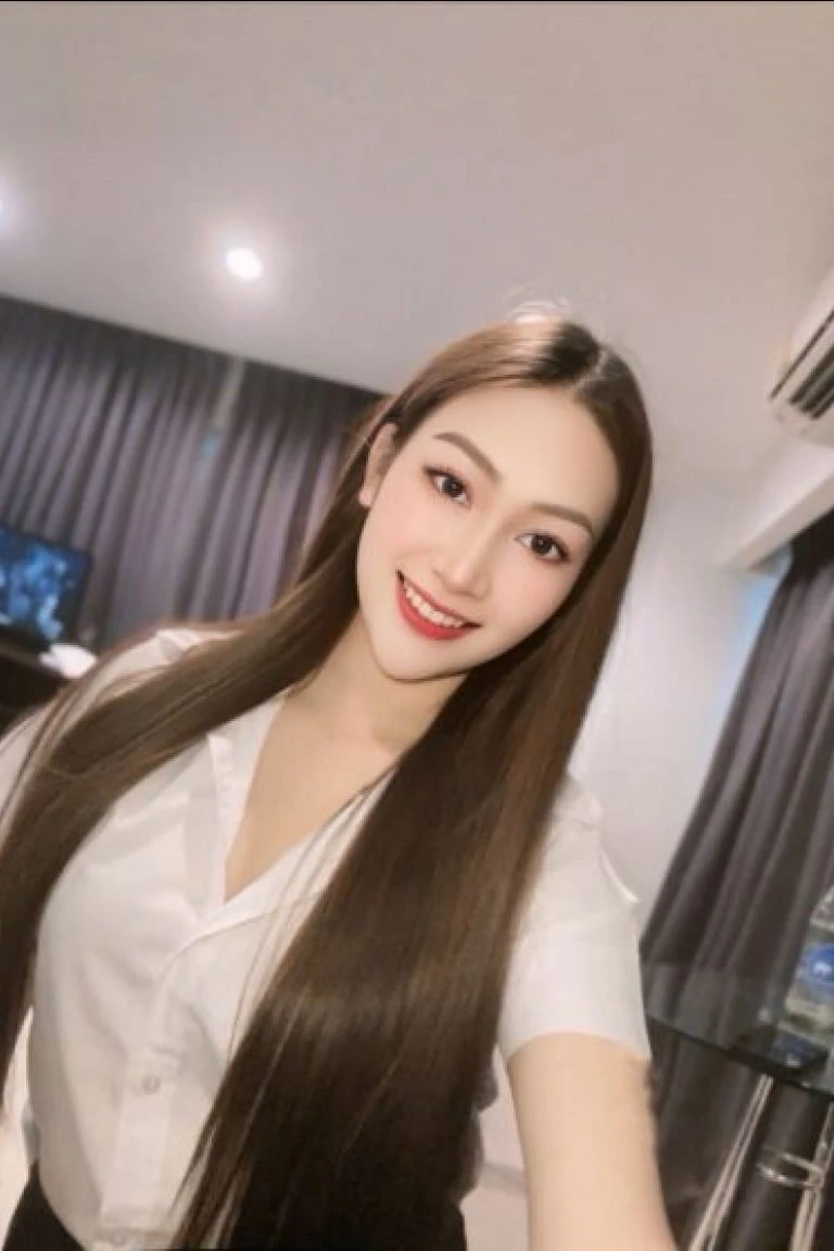 น้องอมยิ้ม