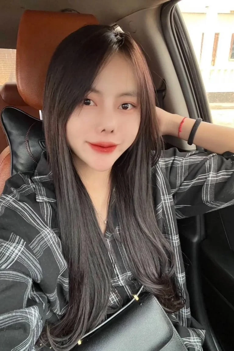 น้อง น้ำหวาน