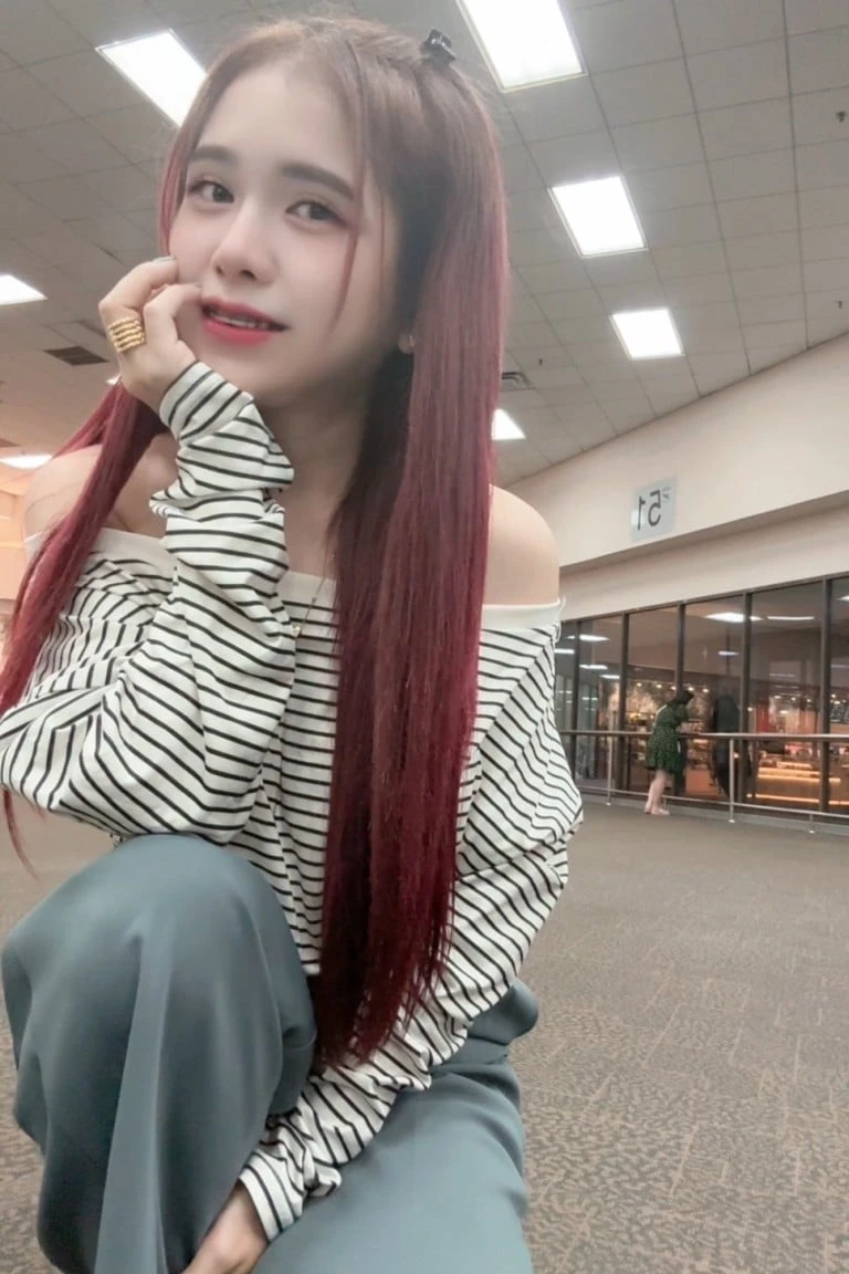 น้อง เนเน่