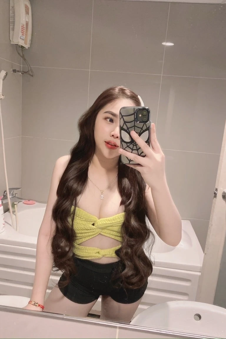 น้องขนมรับงานคู่สวิง