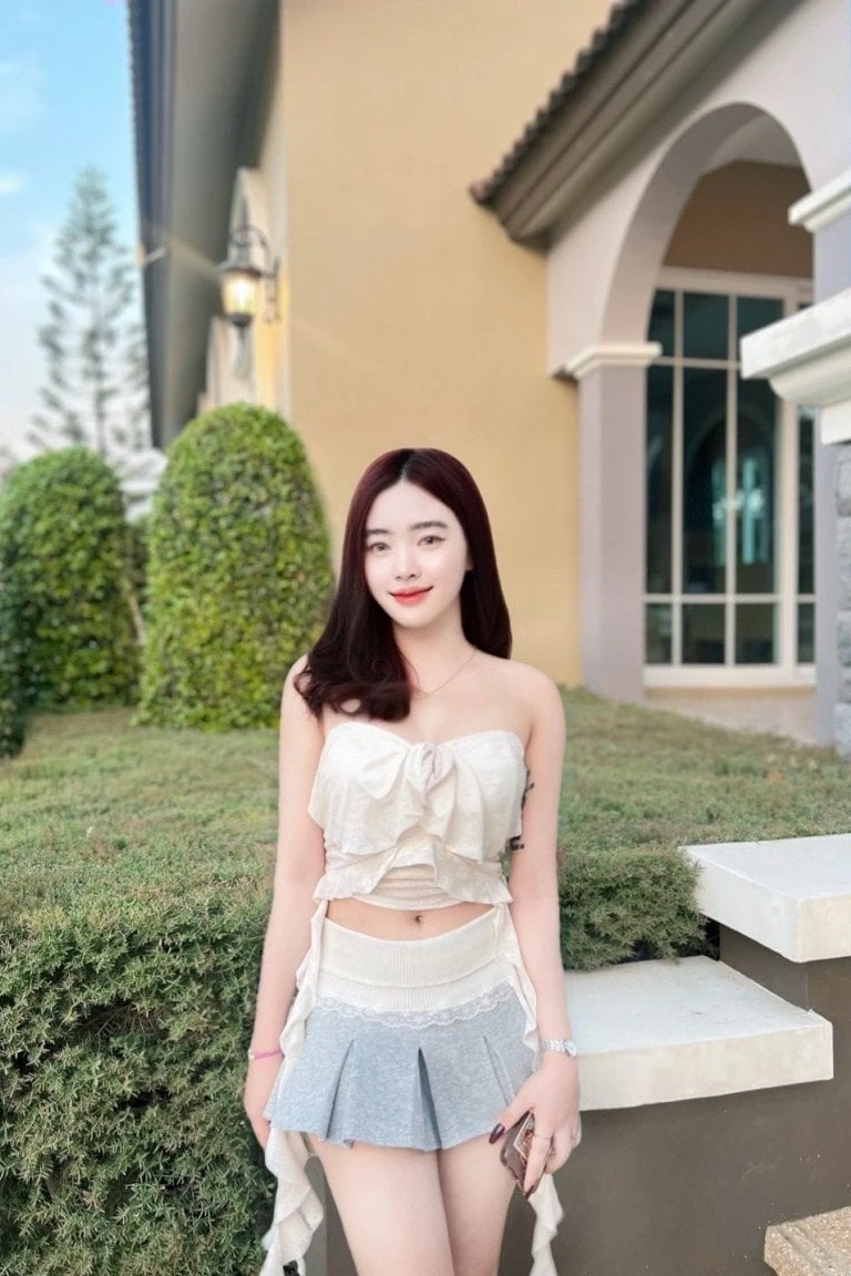 ลูกจันทร์