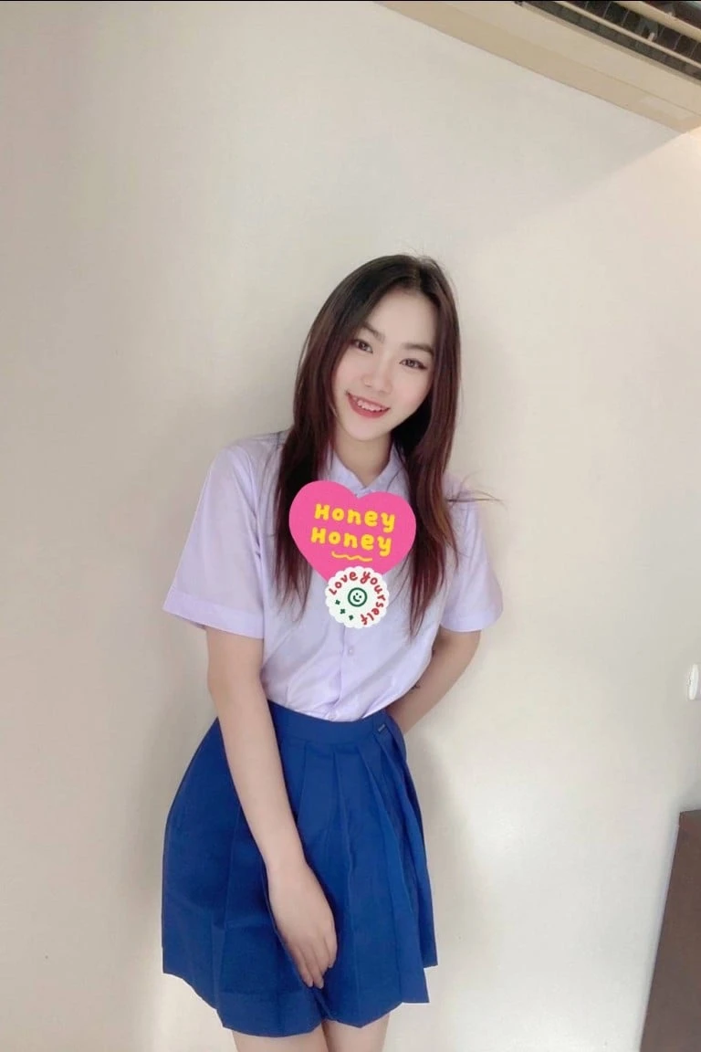 น้อง แบม (ลูกครึ่ง)