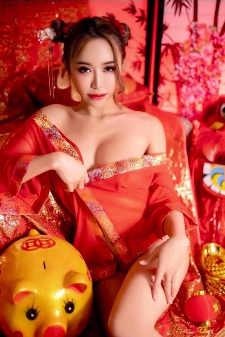 อิงฟ้า Model สุดสวย หญิงแท้