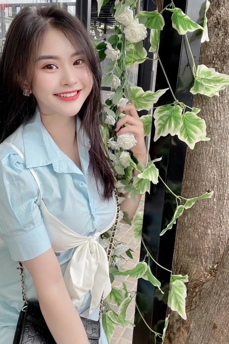 นานะ (ลูกครึ่งญี่ปุ่น) หญิงแท้