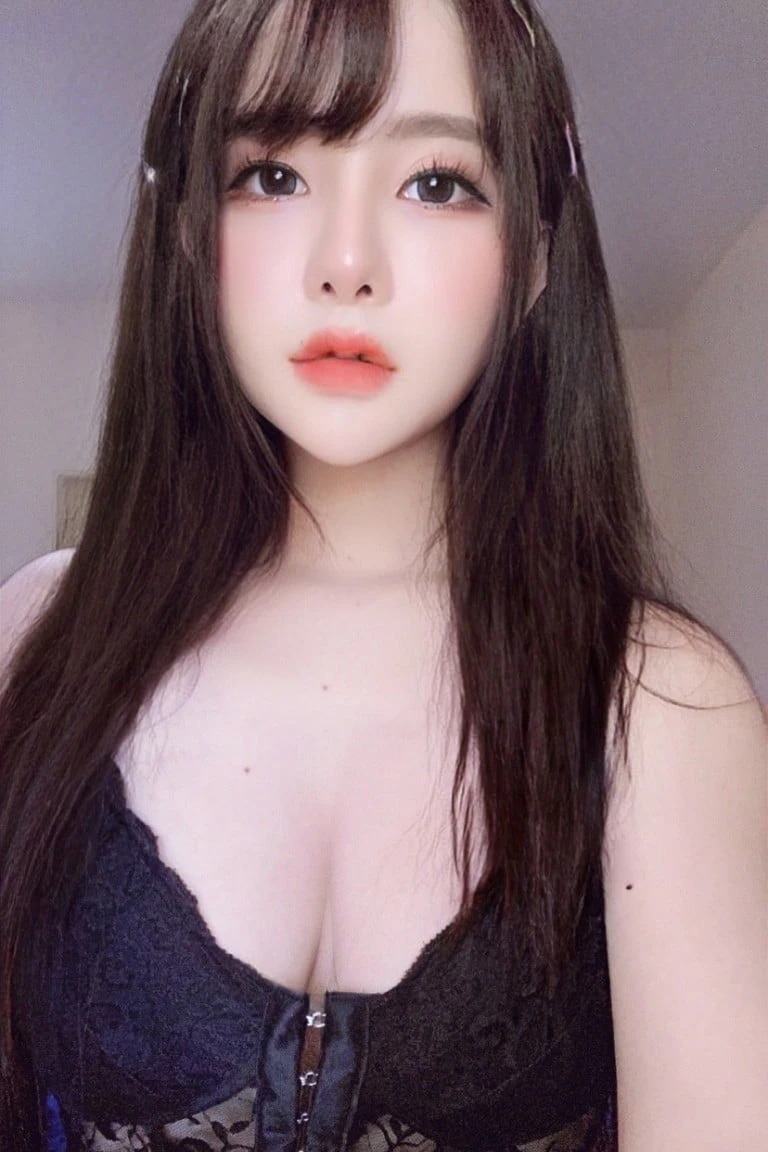 ☃️น้อง ยูรี❄️ลูกครึ่งเกาหลี❄️