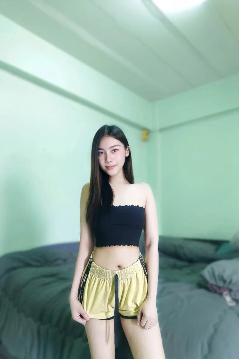 น้อง ใบเตย