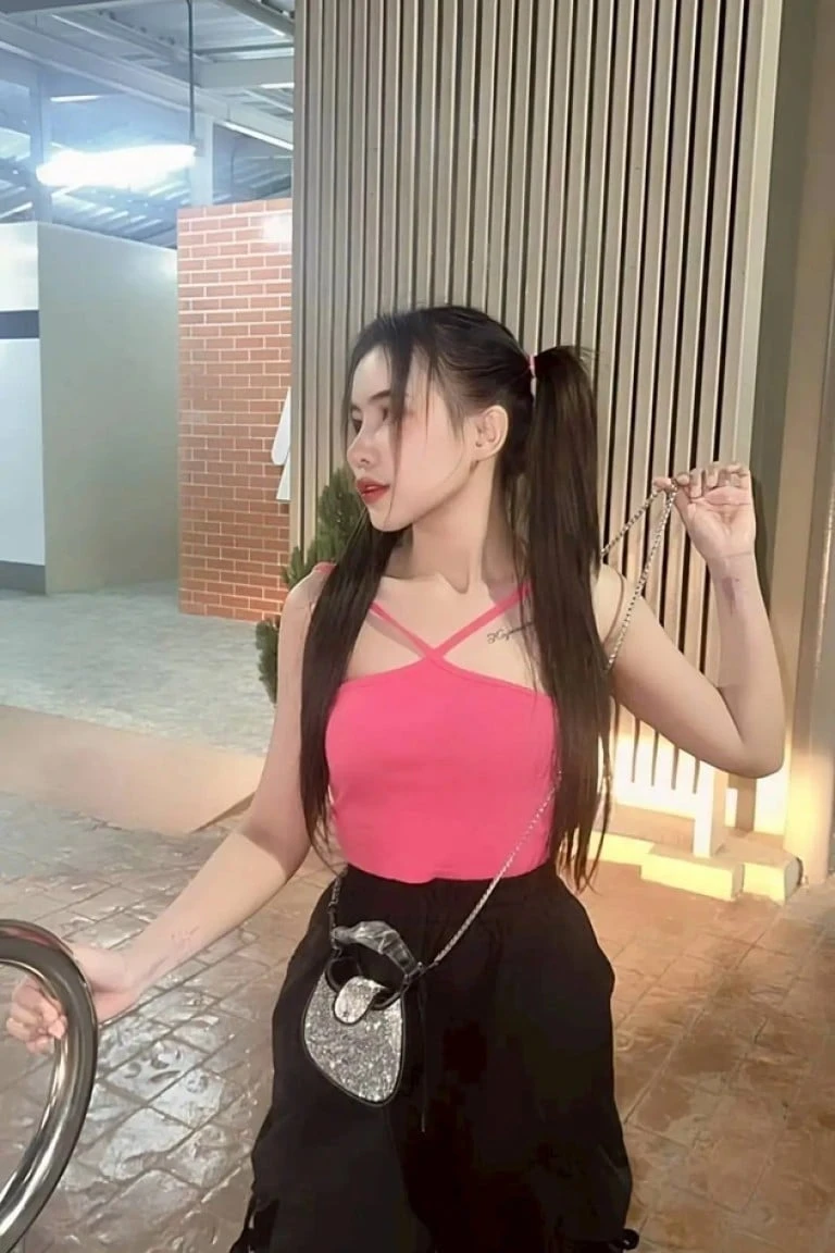 น้อง ลงเอย