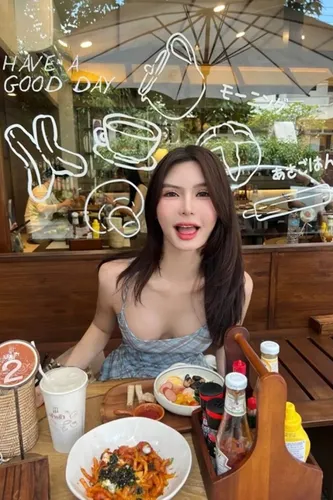 ไหม หญิงข้ามเพศ