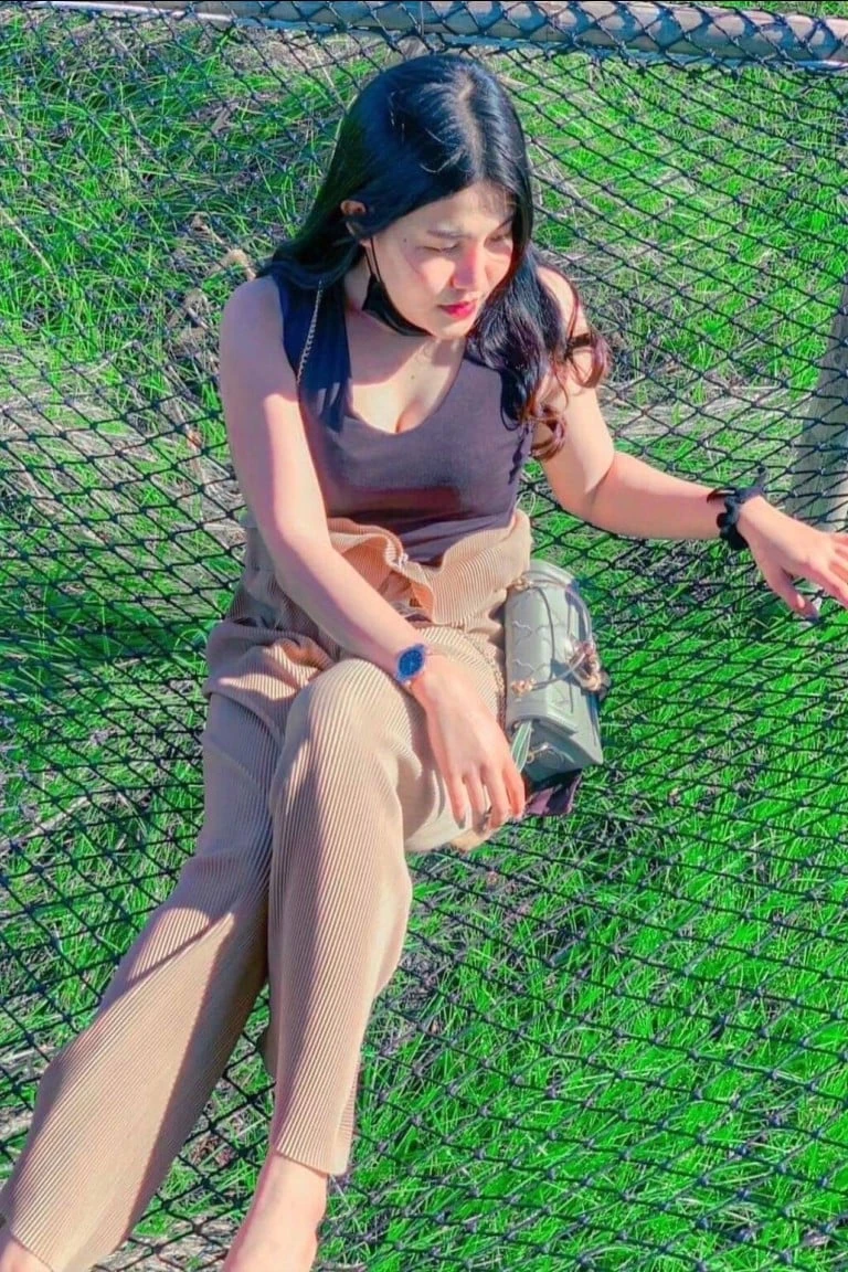 น้องน้ำตาล