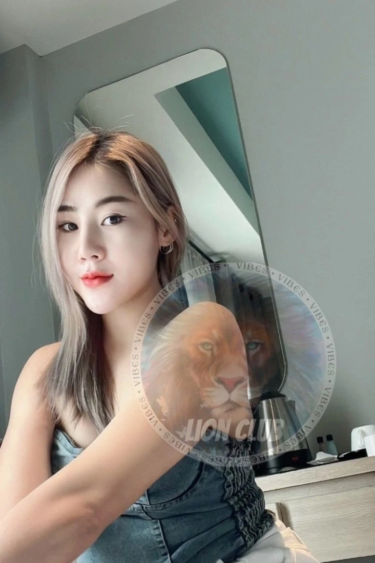 นีน่า(lion club)