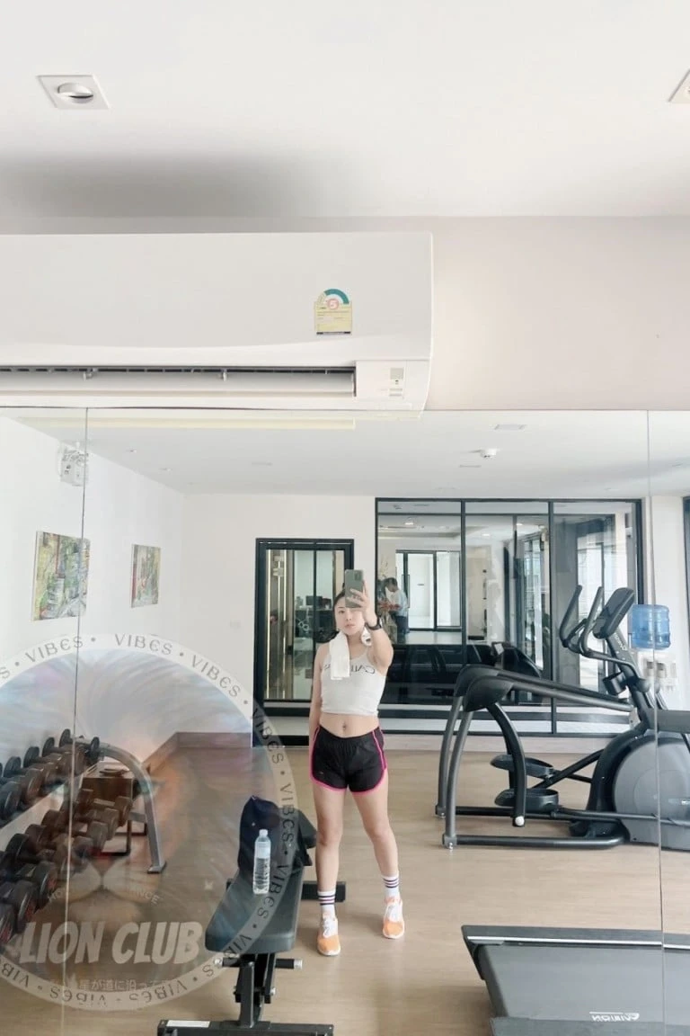 นีน่า(lion club)