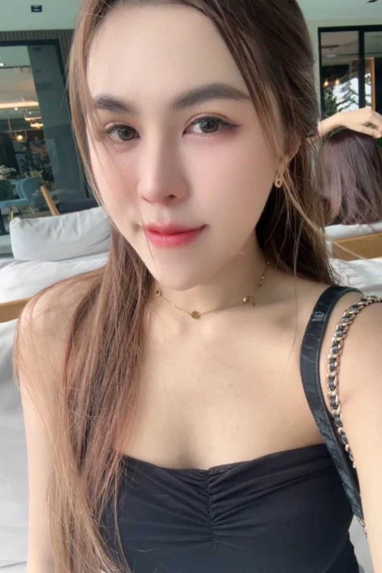 Fei-Ju 🪷 เฟยจู 🇨🇳