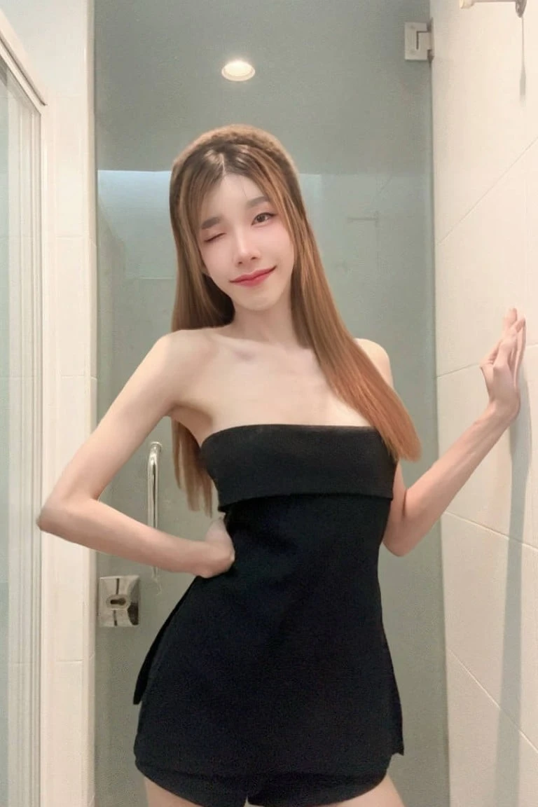 La Lin สาวสอง