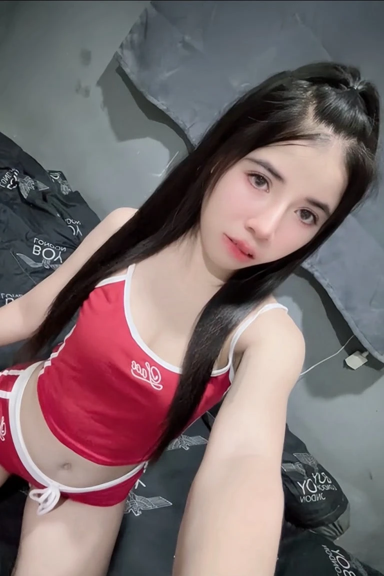 น้ำพลอย